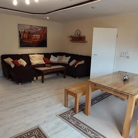 Mw 1b 82m2 Weserbergland Weser Inkl 2 Terrassen Waesche Und Endreinigung Self Checkin Apartman Höxter