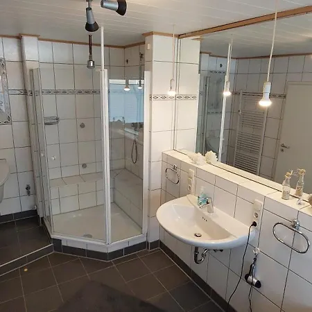 Apartman Mw 1b 82m2 Weserbergland Weser Inkl 2 Terrassen Waesche Und Endreinigung Self Checkin *