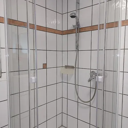 Apartment Mw 82m2 Weserbergland An Der Weser 2 Terrassen Waesche Und Endreinigung Hoexter