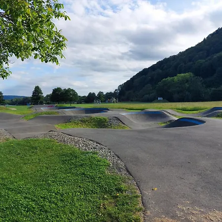 Mw 1b 82m2 Weserbergland Weser Inkl 2 Terrassen Waesche Und Endreinigung Self Checkin Апартаменты Хокстер