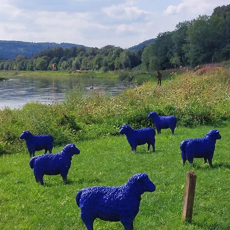 Mw 1b 82m2 Weserbergland Weser Inkl 2 Terrassen Waesche Und Endreinigung Self Checkin