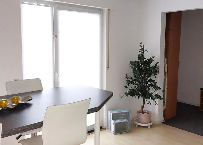 Mw 1b 82m2 Weserbergland Weser Inkl 2 Terrassen Waesche Und Endreinigung Self Checkin Lägenhet